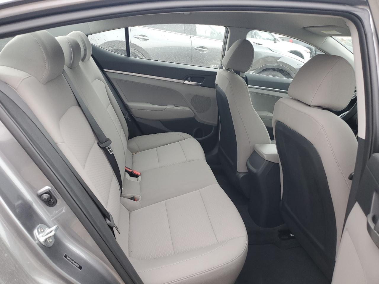 2019 Hyundai Elantra Se VIN: 5NPD74LF9KH489511 Lot: 82431135