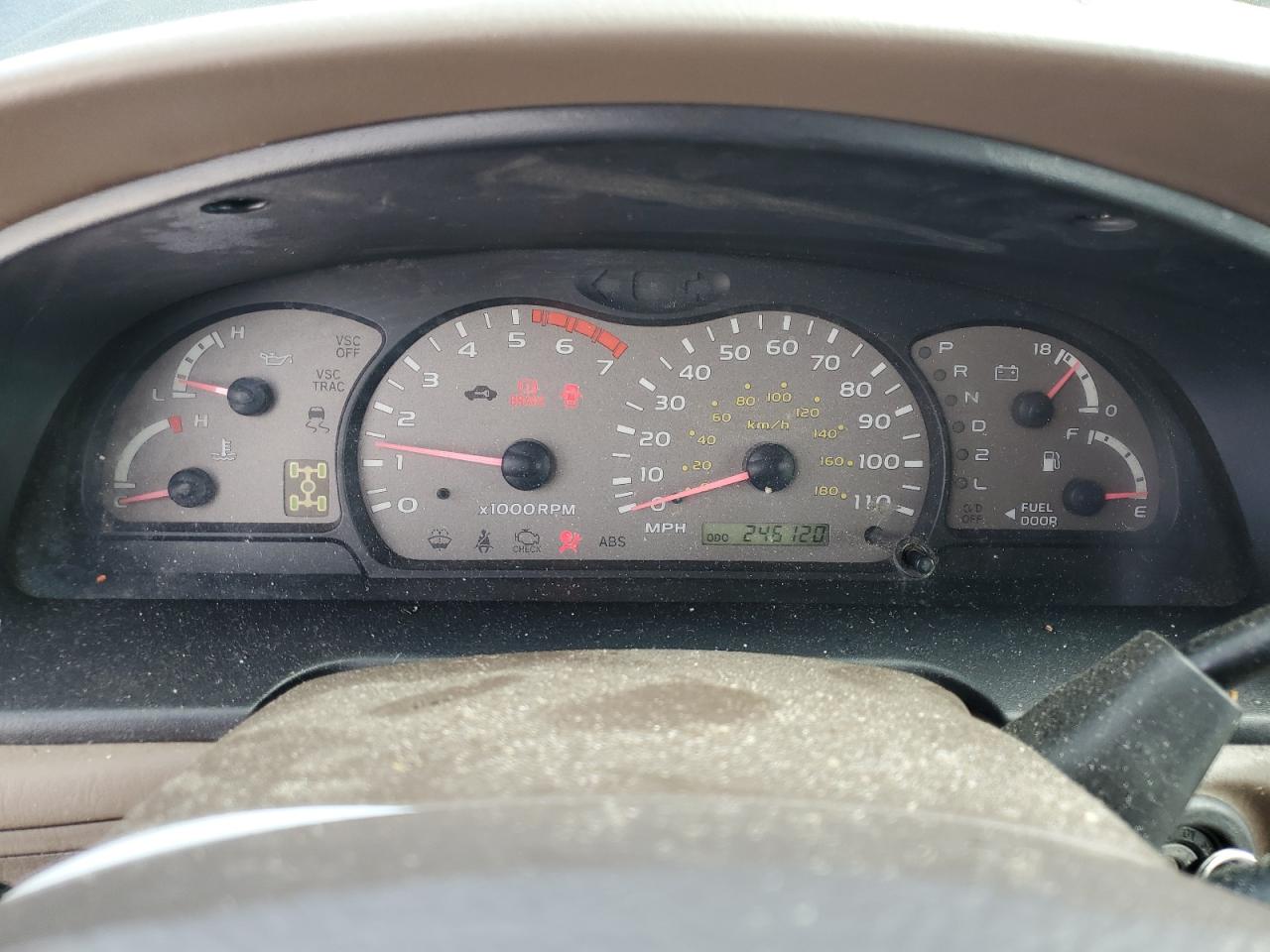 2004 Toyota Sequoia Limited VIN: 5TDBT48A64S231010 Lot: 86137725