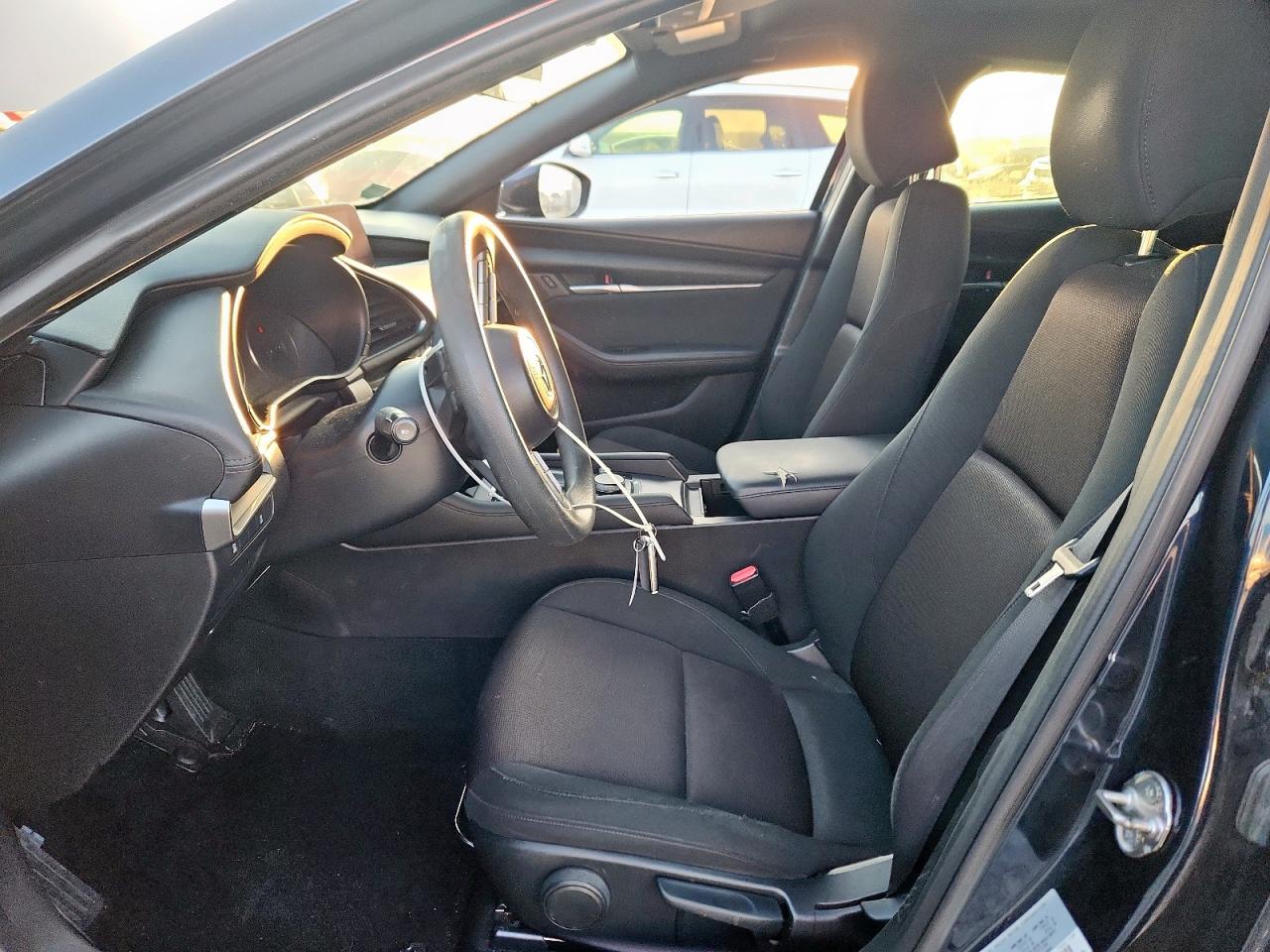 2021 Mazda 3 VIN: JM1BPAJL8M1307564 Lot: 85748445