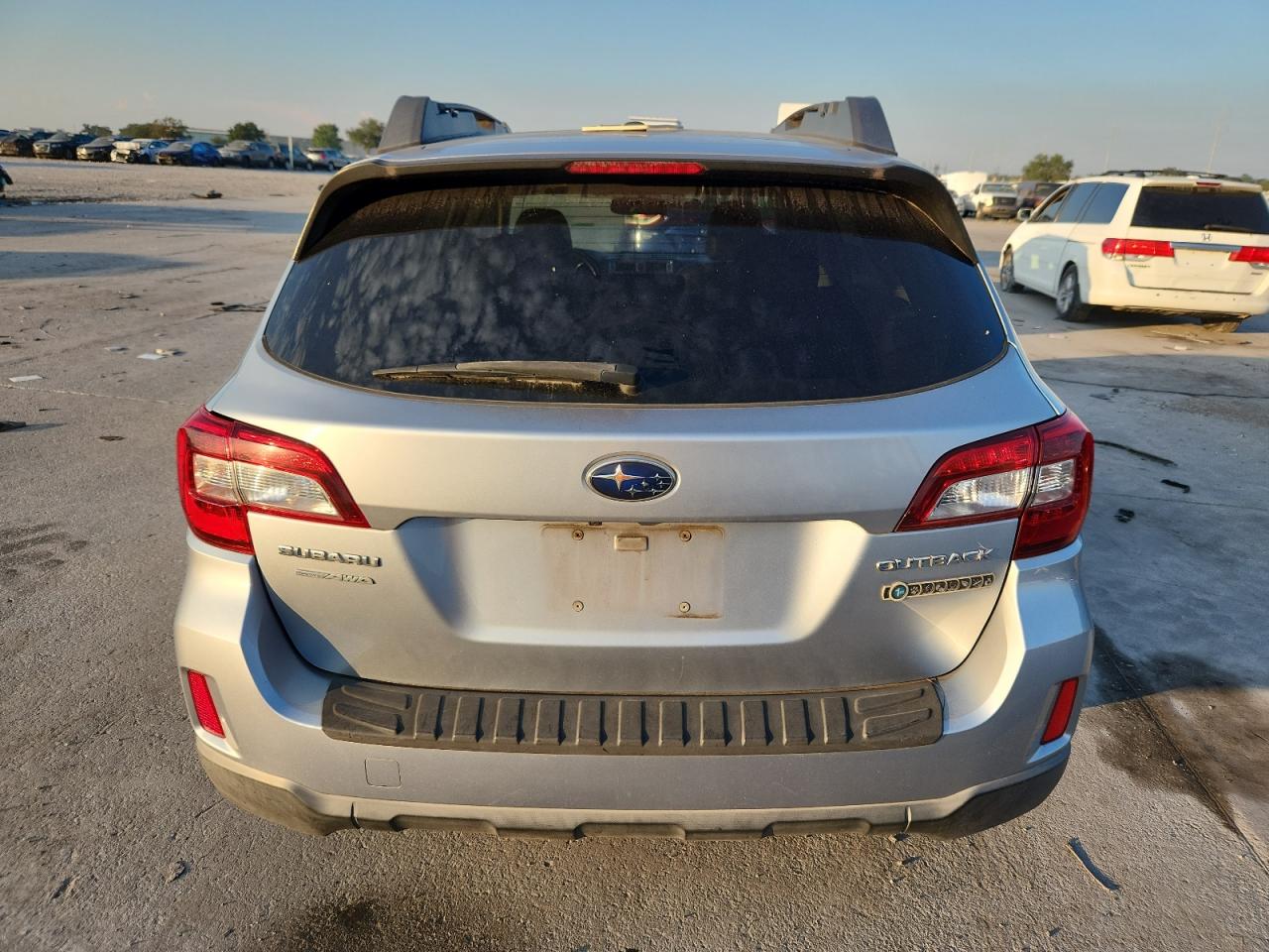 2015 Subaru Outback 2.5I Limited VIN: 4S4BSBNC0F3334095 Lot: 84428365