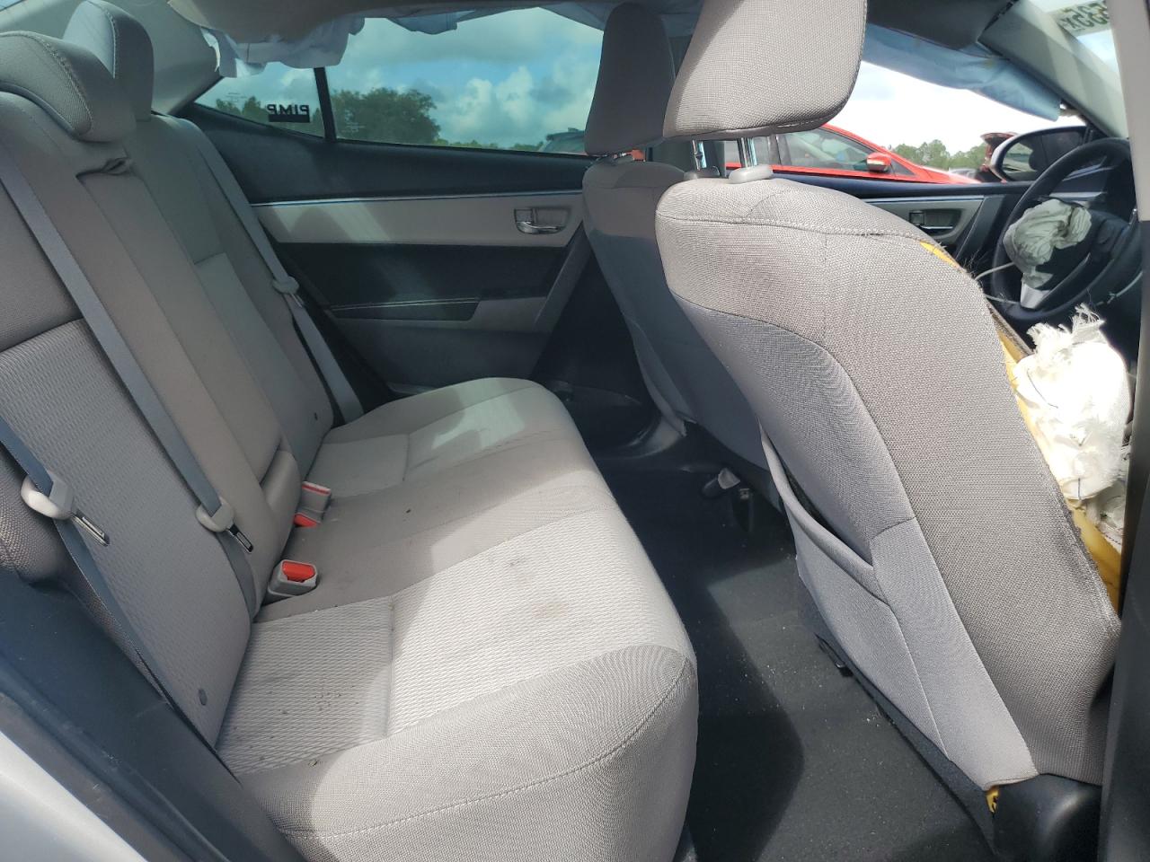 2016 Toyota Corolla L VIN: 5YFBURHEXGP516657 Lot: 85713535