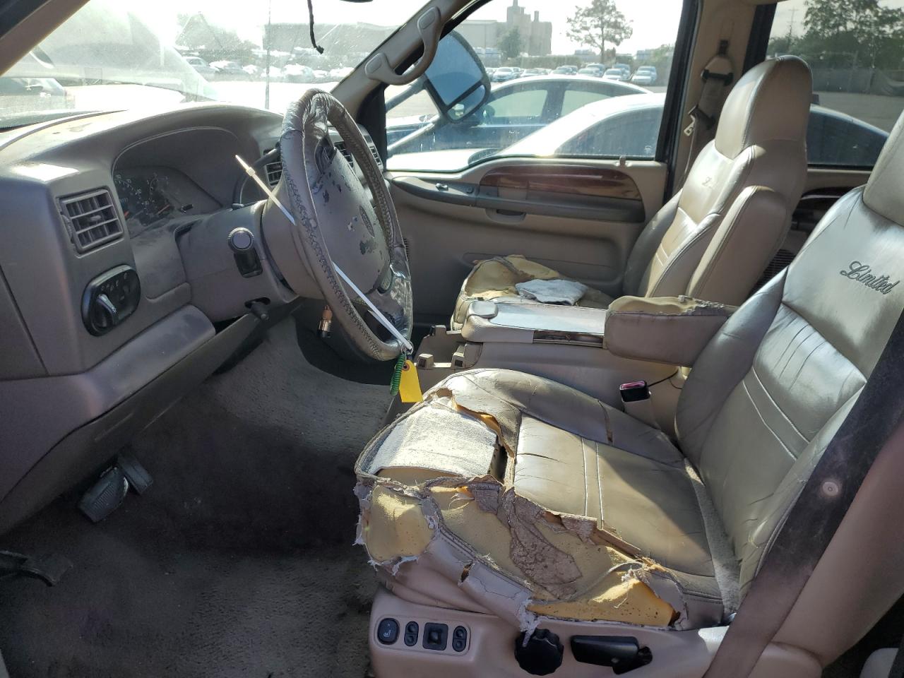 2001 Ford Excursion Limited VIN: 1FMNU43S71EA38811 Lot: 82316295