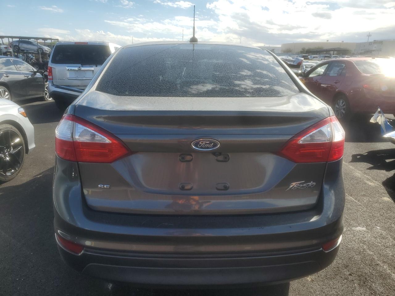 2019 Ford Fiesta Se VIN: 3FADP4BJ2KM135657 Lot: 86174375