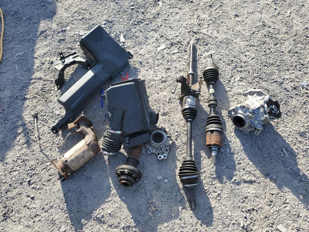 2014 Nissan Pathfinder S VIN: 5N1AR2MM0EC735209 Lot: 81969075