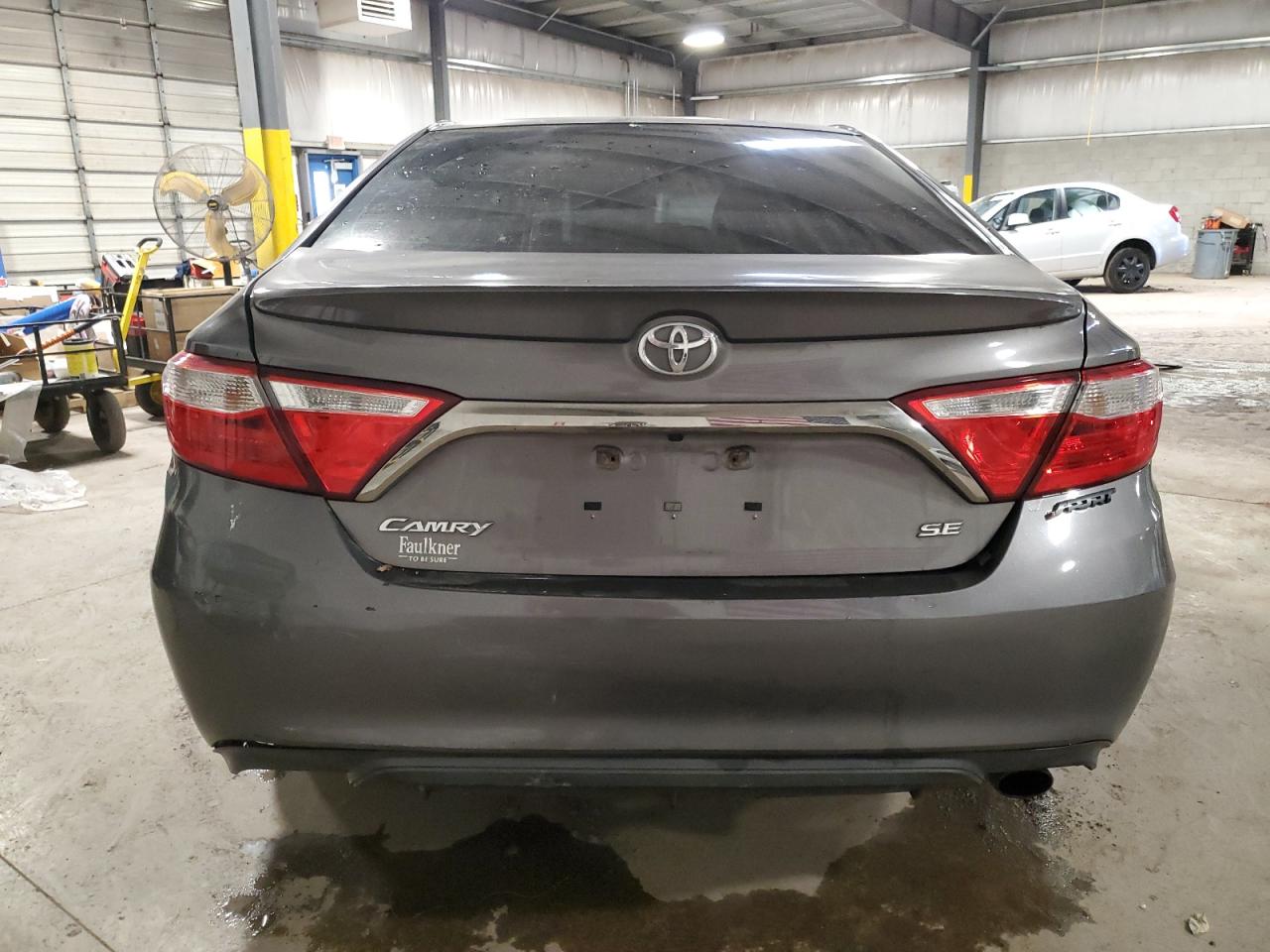 2015 Toyota Camry Le VIN: 4T1BF1FK2FU005560 Lot: 85712705