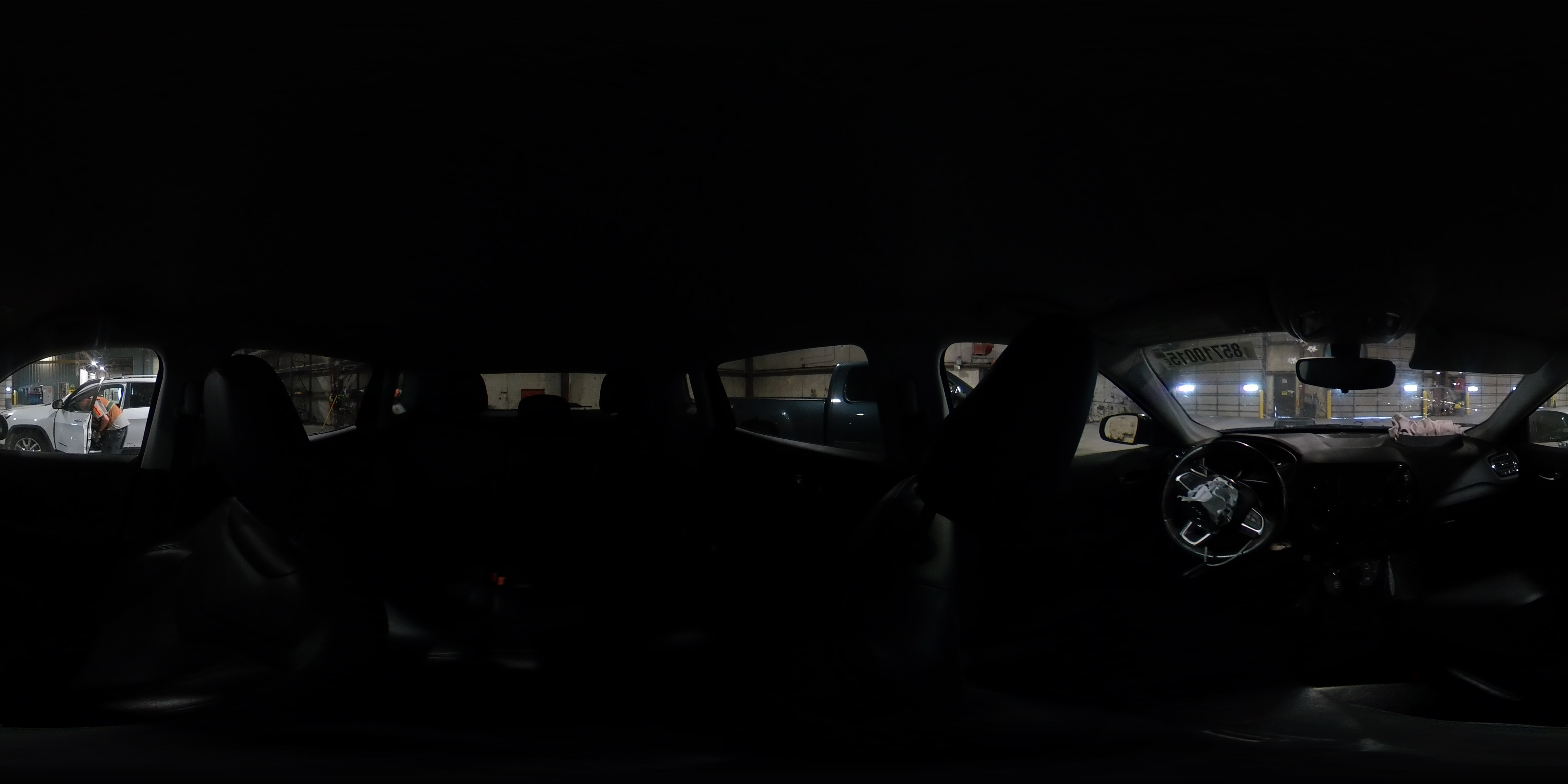 2018 Jeep Compass Latitude VIN: 3C4NJDBB9JT395194 Lot: 85710015