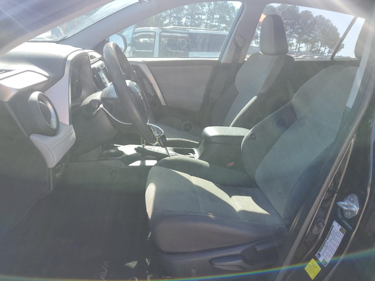 2015 Toyota Rav4 Xle VIN: 2T3WFREV6FW198251 Lot: 86092375