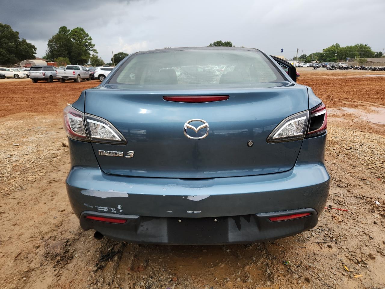 2011 Mazda 3 I VIN: JM1BL1UG7B1442283 Lot: 85574595