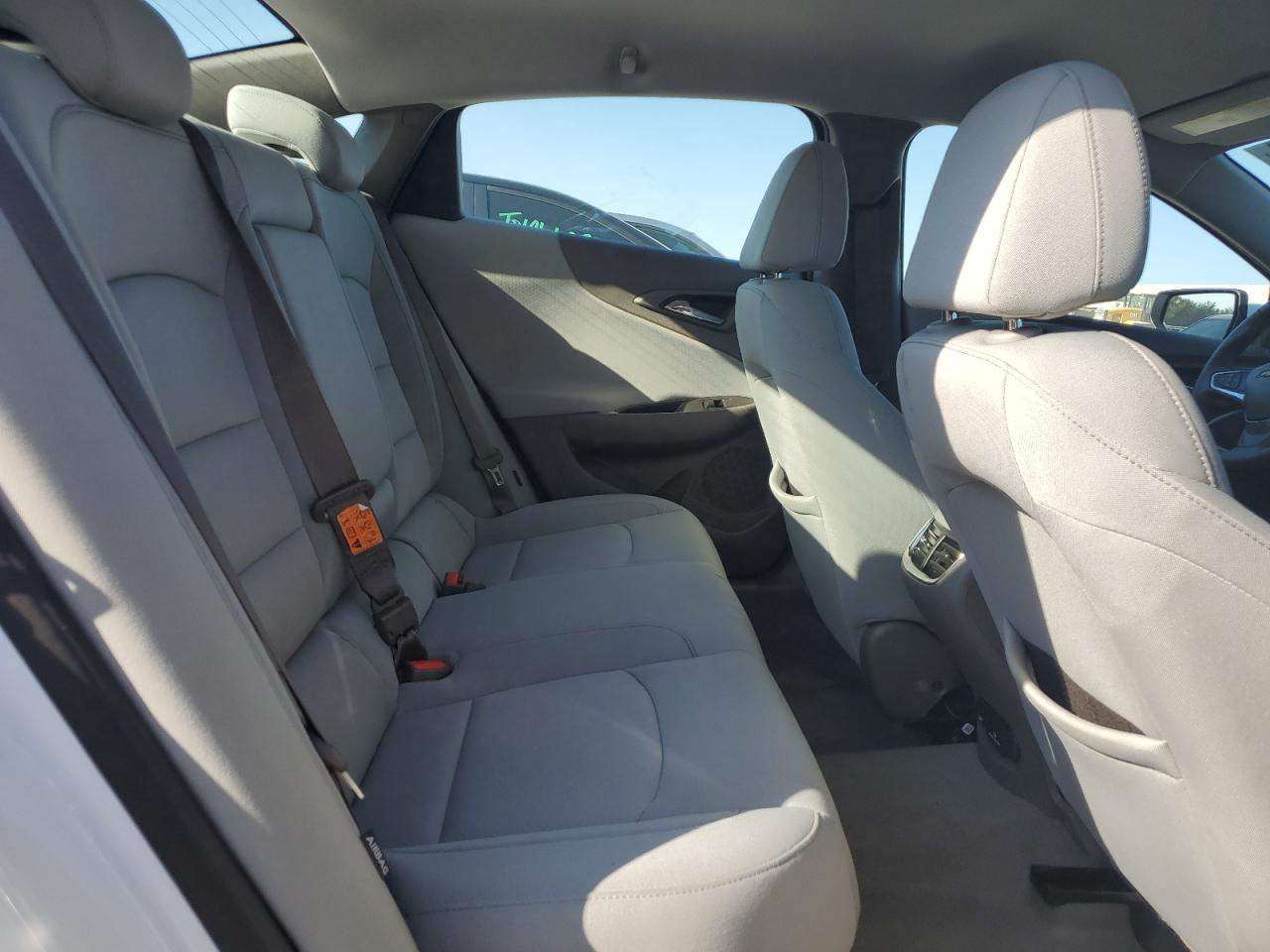 2018 Chevrolet Malibu Lt VIN: 1G1ZD5ST2JF165376 Lot: 85390625