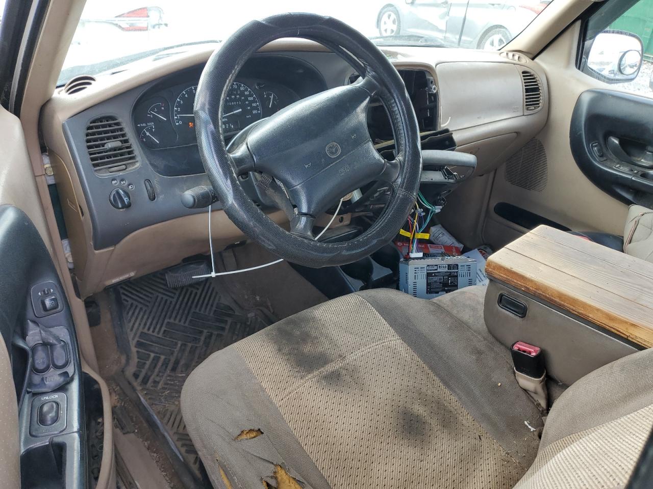 1999 Mazda B4000 Cab Plus VIN: 4F4ZR17X0XTM39592 Lot: 84775025