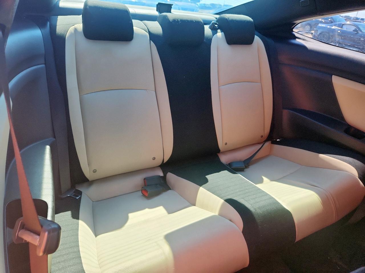 2017 Honda Civic Lx VIN: 2HGFC4B00HH302418 Lot: 84614625