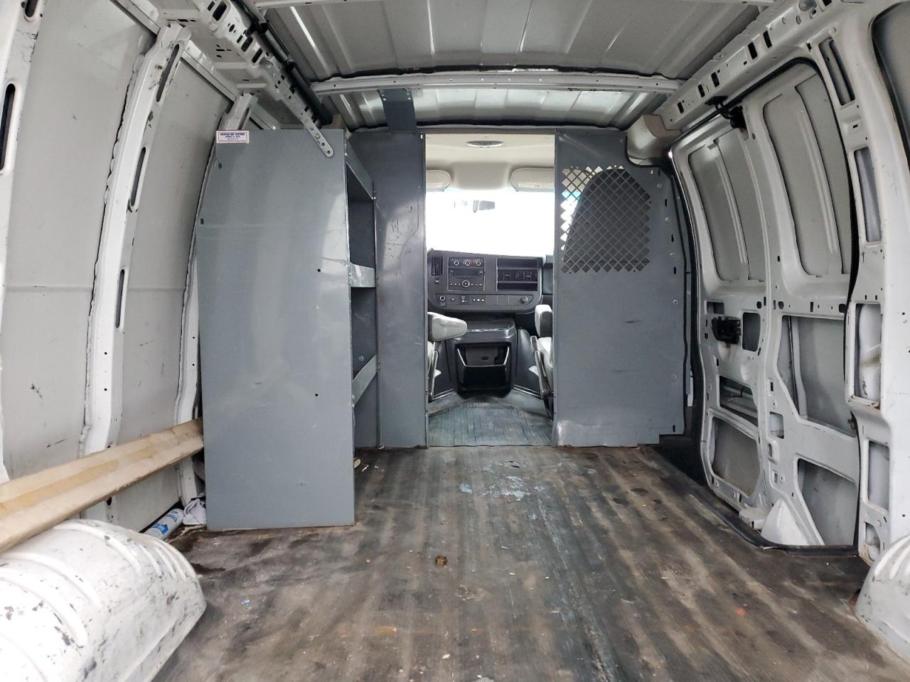 2014 Chevrolet Express G2500 Delivery Van VIN: 1GCWGFFAXE1174216 Lot: 82494745