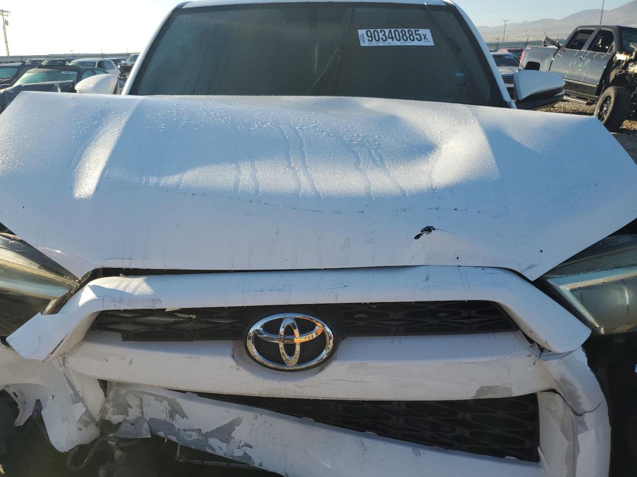 2019 Toyota 4Runner Sr5/Sr5 Premium VIN: JTEBU5JRXK5661365 Lot: 90340885