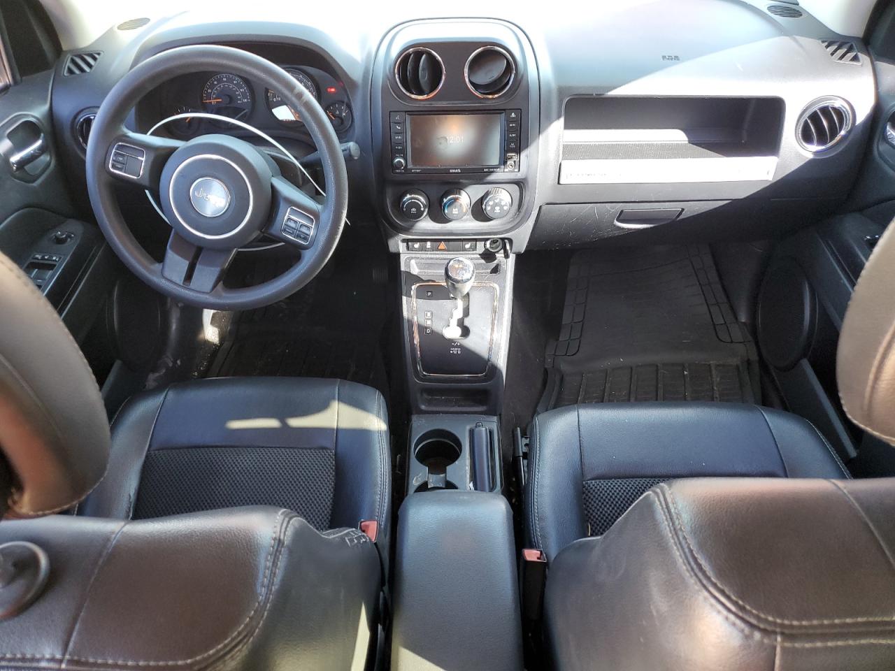 2015 Jeep Compass Sport VIN: 1C4NJCBA3FD250618 Lot: 85704285