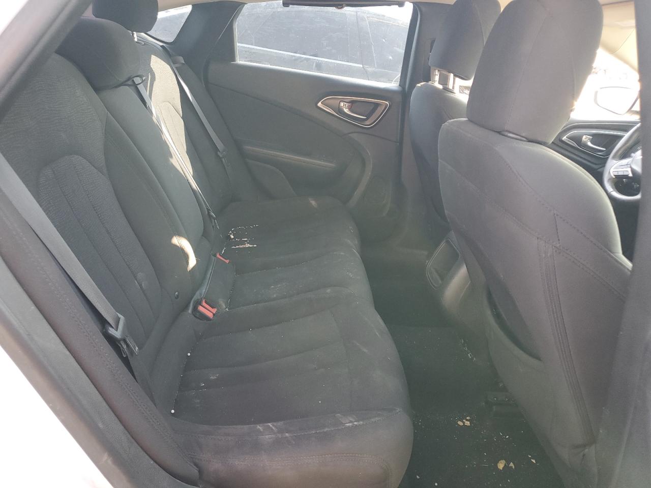 2015 Chrysler 200 Limited VIN: 1C3CCCAB7FN660350 Lot: 87235755