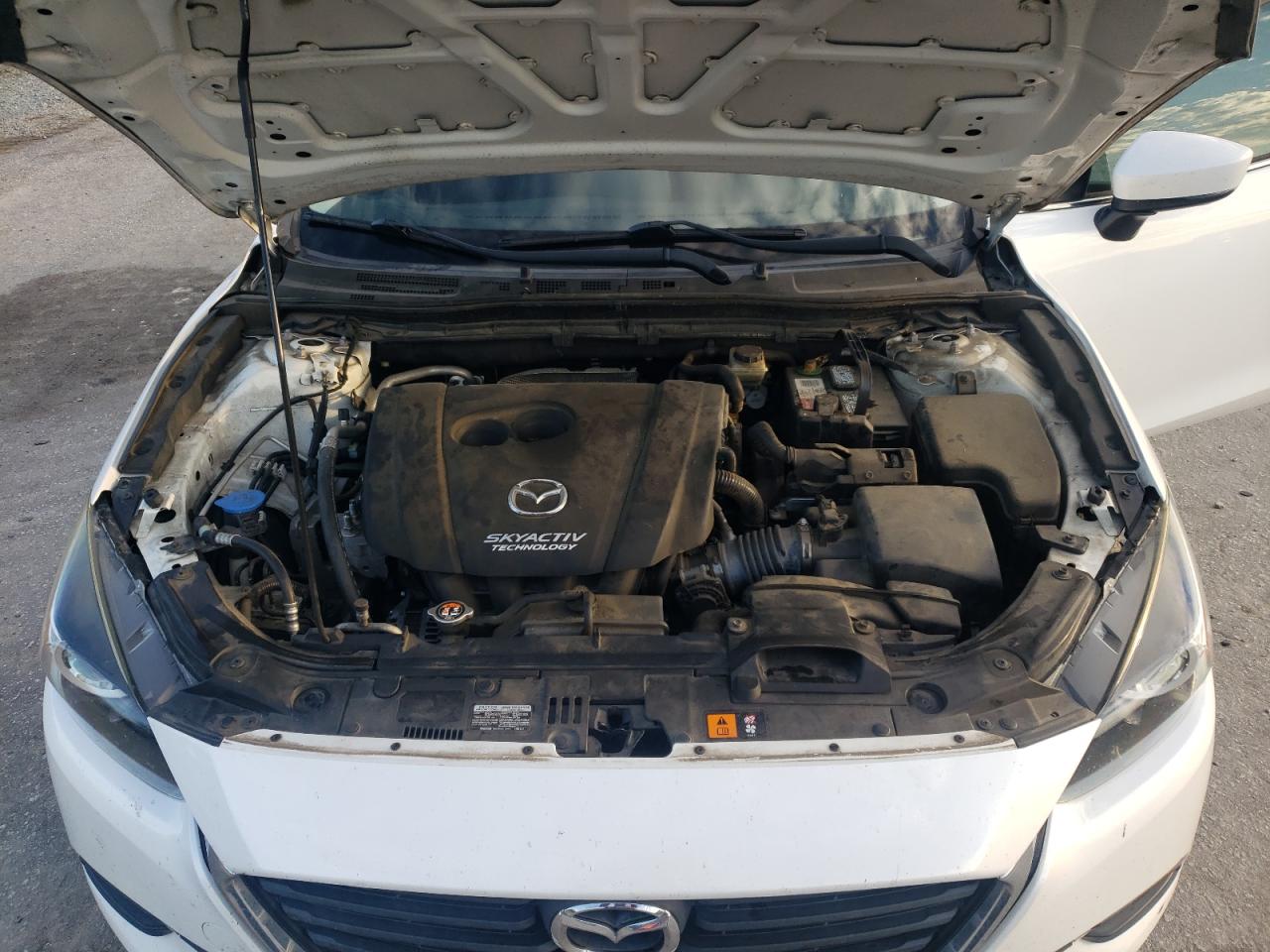 2017 Mazda 3 Sport VIN: 3MZBN1U72HM121528 Lot: 84834945