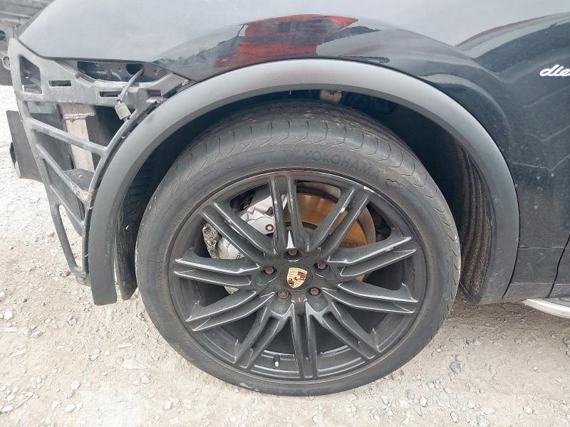 2014 PORSCHE CAYENNE S DIESEL 5DR TIPTRONIC S