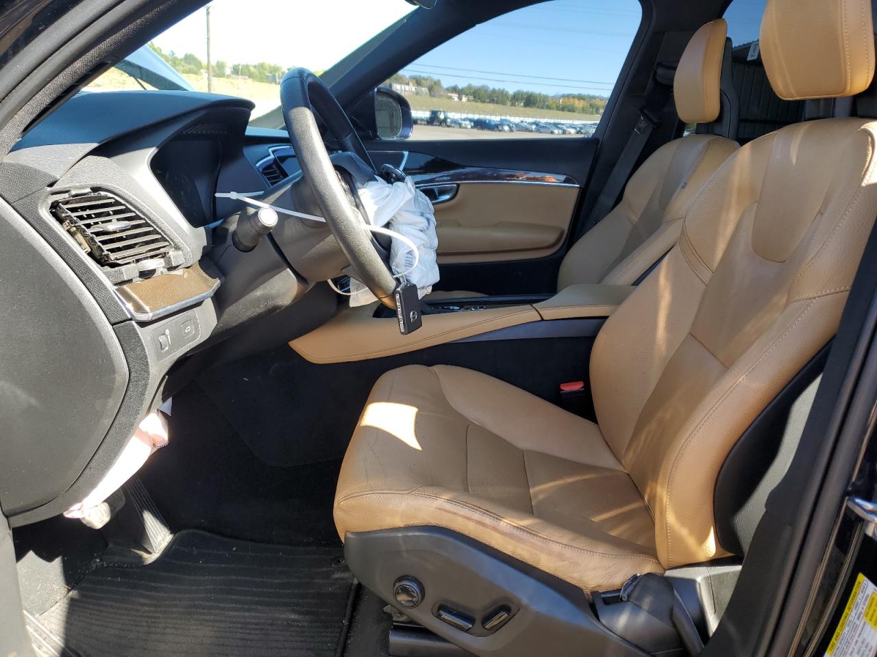 2017 Volvo Xc90 T6 VIN: YV4A22PK0H1179208 Lot: 87295175