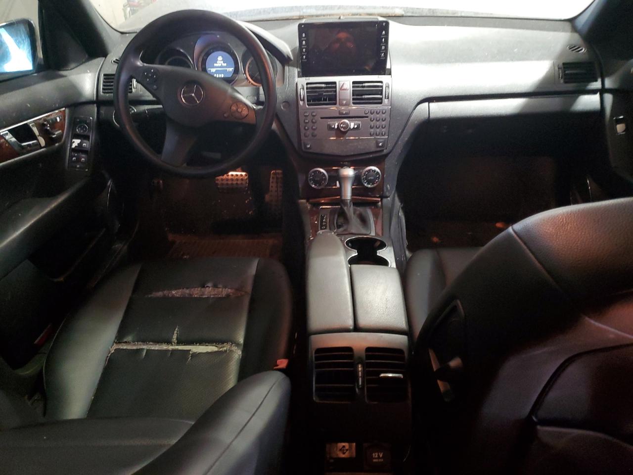 2010 Mercedes-Benz C 300 VIN: WDDGF5EB0AA392502 Lot: 84732305
