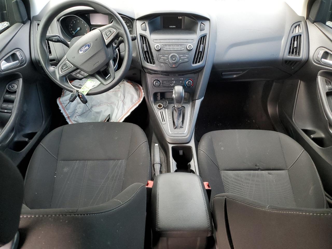 2018 Ford Focus Se VIN: 1FADP3K2XJL325760 Lot: 85007345