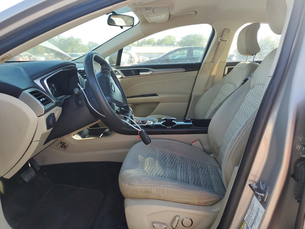 2016 Ford Fusion Se VIN: 3FA6P0H79GR105529 Lot: 84442265