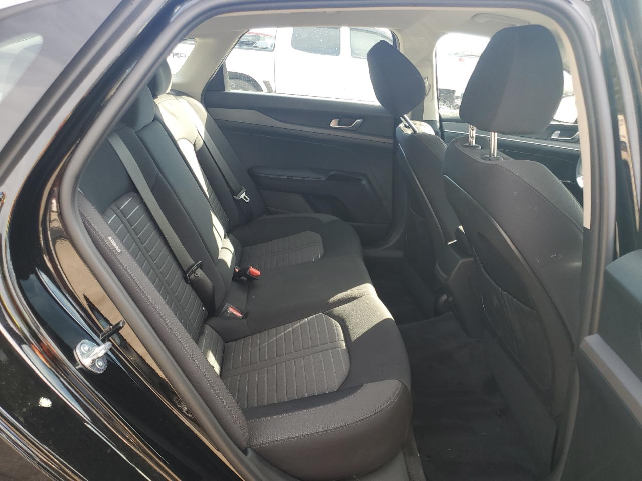 2026 Kia K5 Lxs VIN: KNAG24J75T5402418 Lot: 90072425