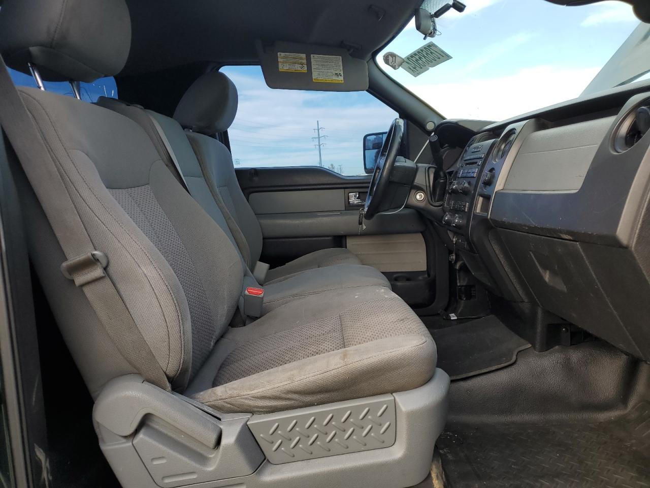 2013 Ford F150 VIN: 1FTMF1CM8DKF00583 Lot: 90277455