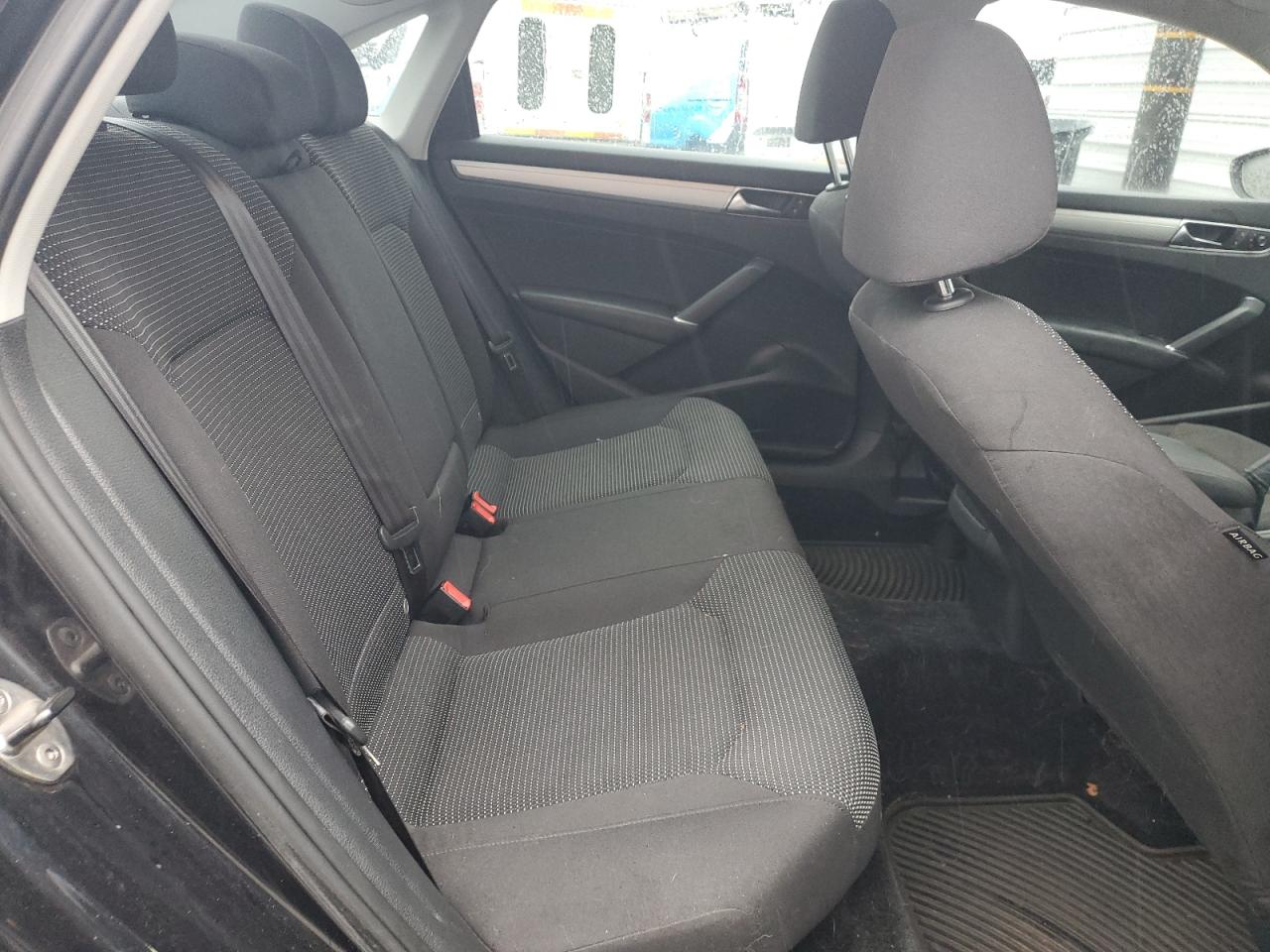 2017 Volkswagen Passat S VIN: 1VWAT7A3XHC047976 Lot: 82764525