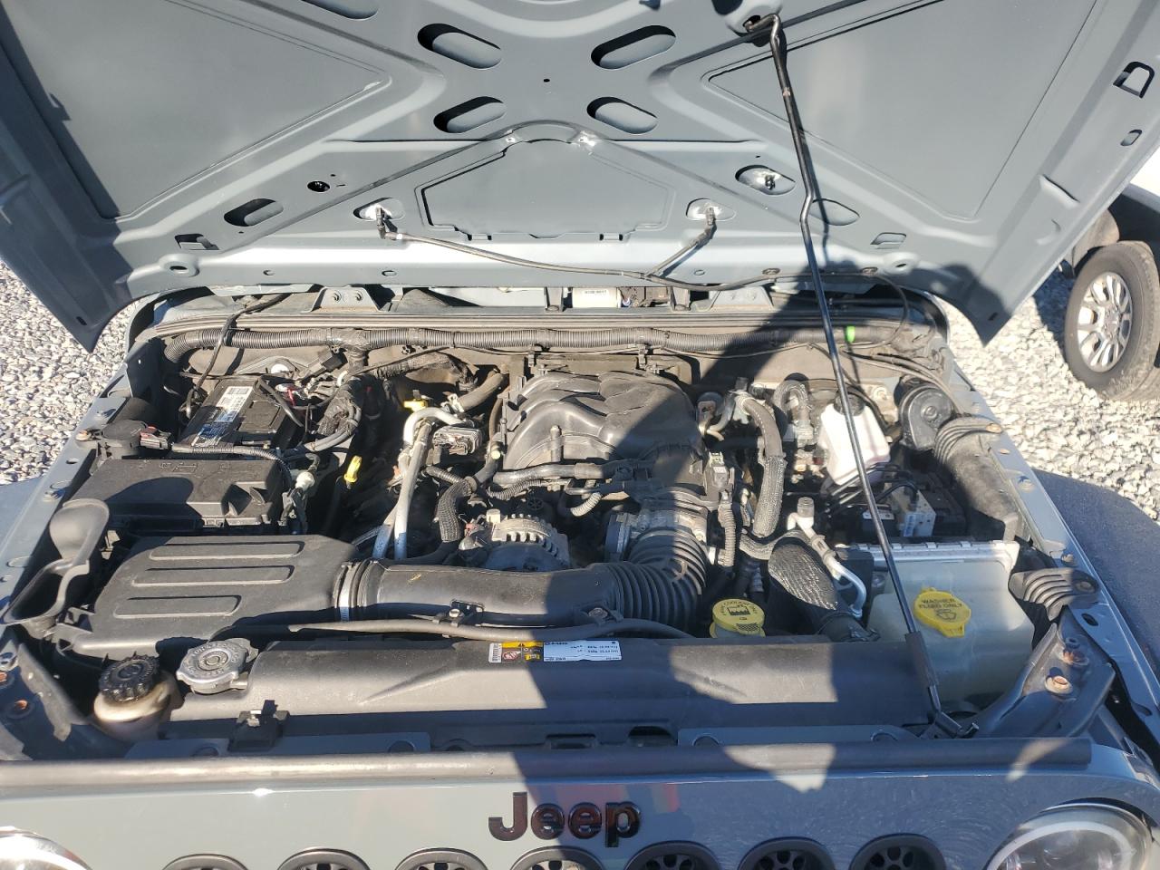 2014 Jeep Wrangler Unlimited Sport VIN: 1C4BJWDG9EL229041 Lot: 82405965