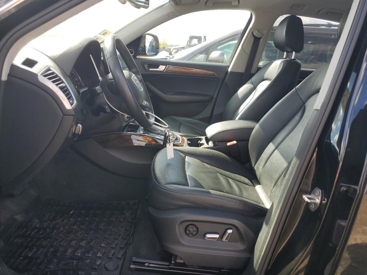 2017 Audi Q5 Premium Plus VIN: WA1L2AFP7HA062206 Lot: 82243915