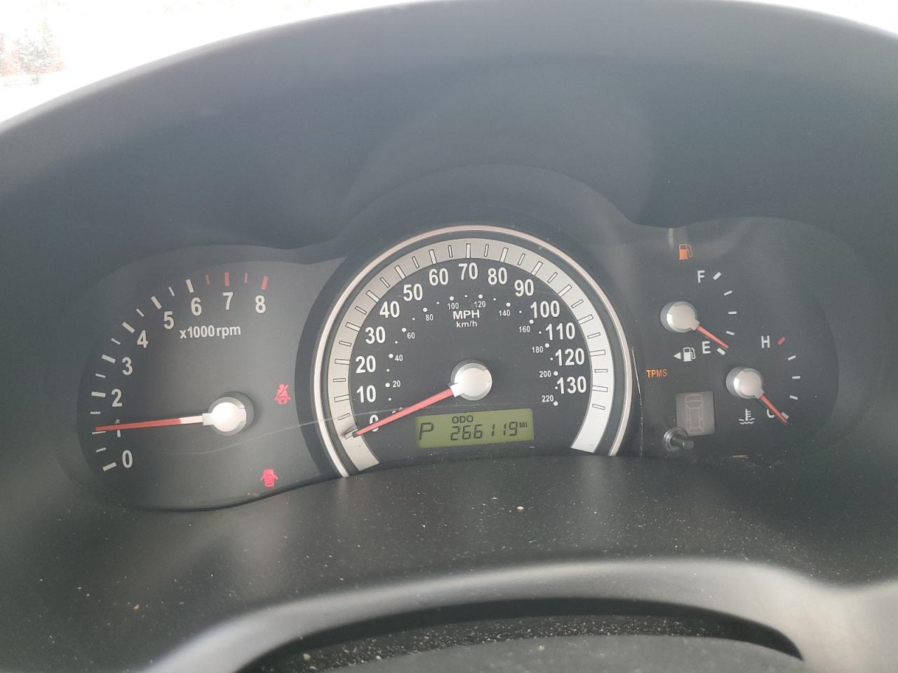 KNDMC233676036924 2007 Hyundai Entourage Gls