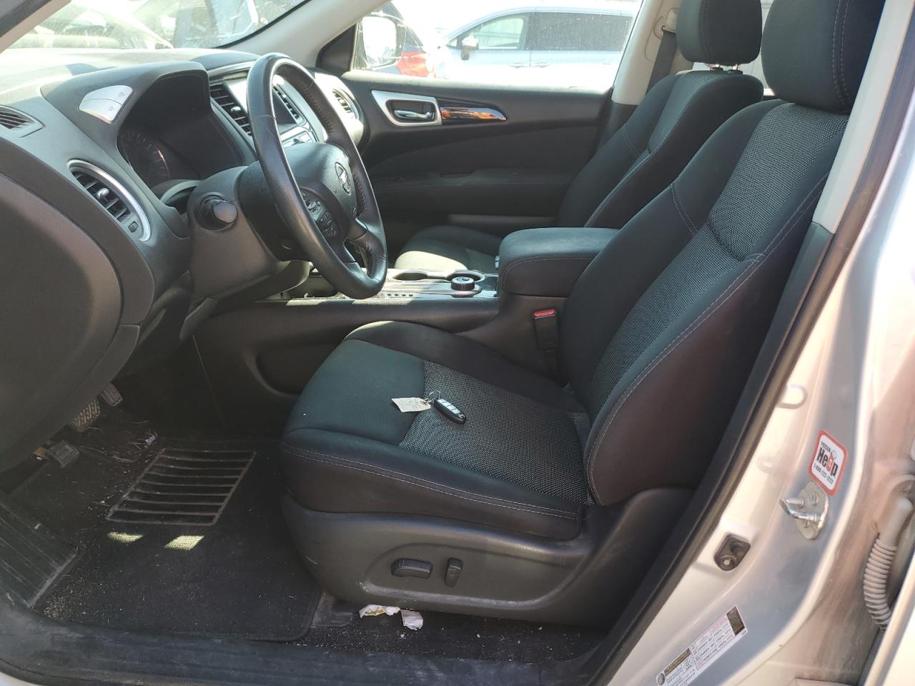 2017 Nissan Pathfinder S VIN: 5N1DR2MM4HC692835 Lot: 85511845