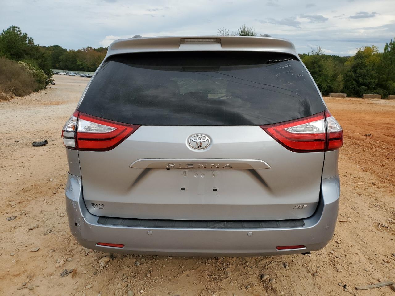 2017 Toyota Sienna Xle VIN: 5TDYZ3DC2HS837100 Lot: 82368485