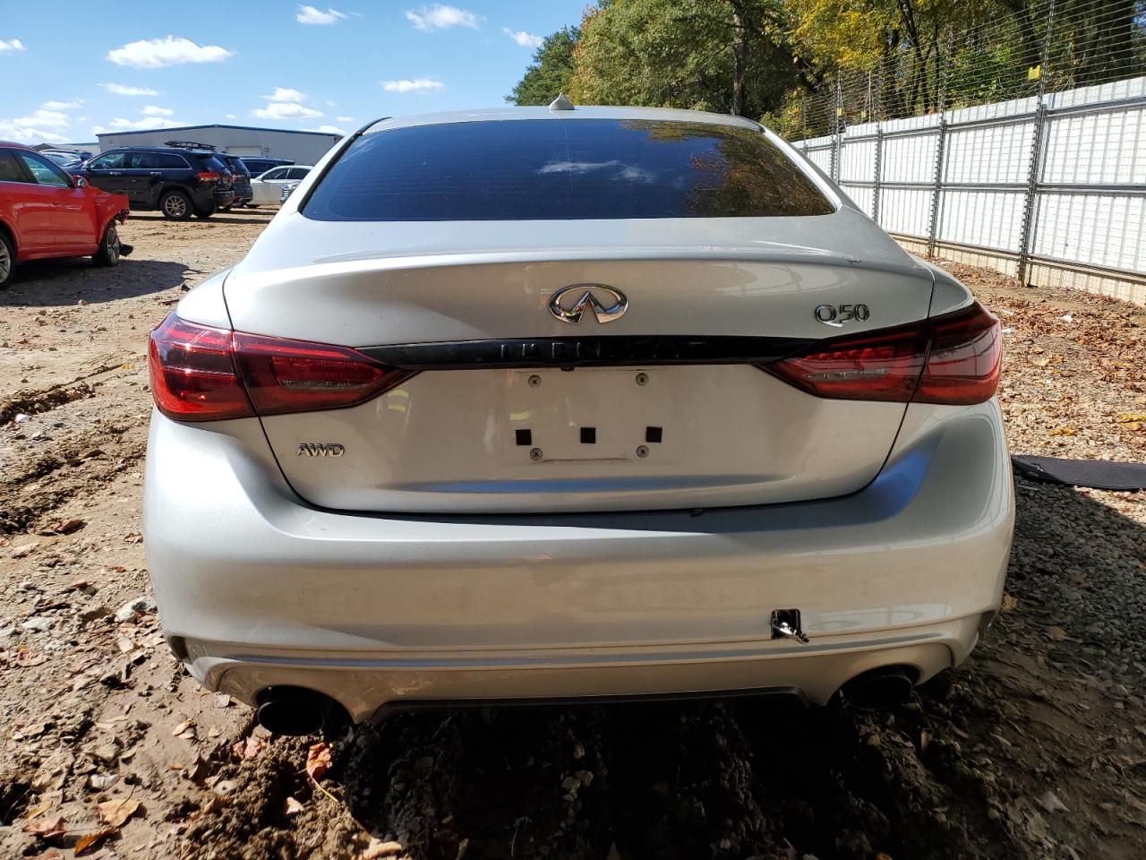2018 Infiniti Q50 Luxe VIN: JN1EV7AR0JM437510 Lot: 90907635