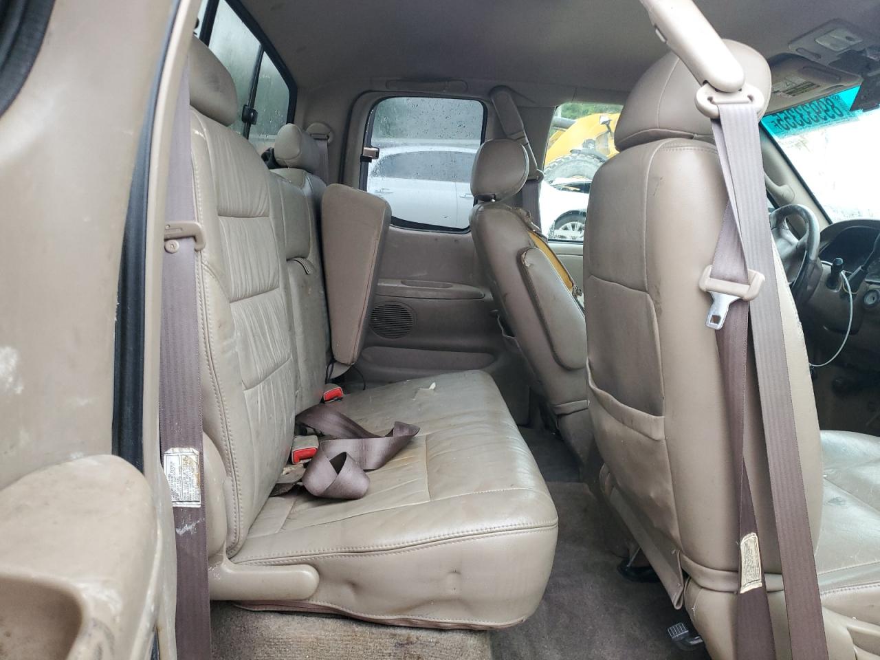 2002 Toyota Tundra Access Cab Limited VIN: 5TBRT38152S242630 Lot: 89933355