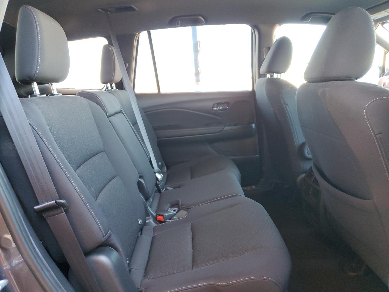 2021 Honda Passport Sport VIN: 5FNYF8H24MB016666 Lot: 81897105