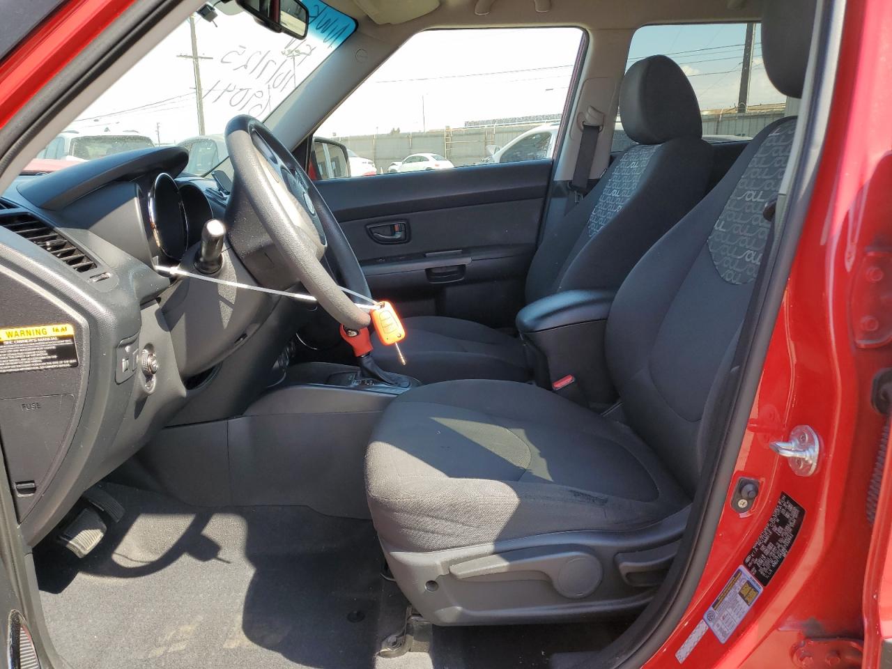 2011 Kia Soul + VIN: KNDJT2A28B7332642 Lot: 86189485