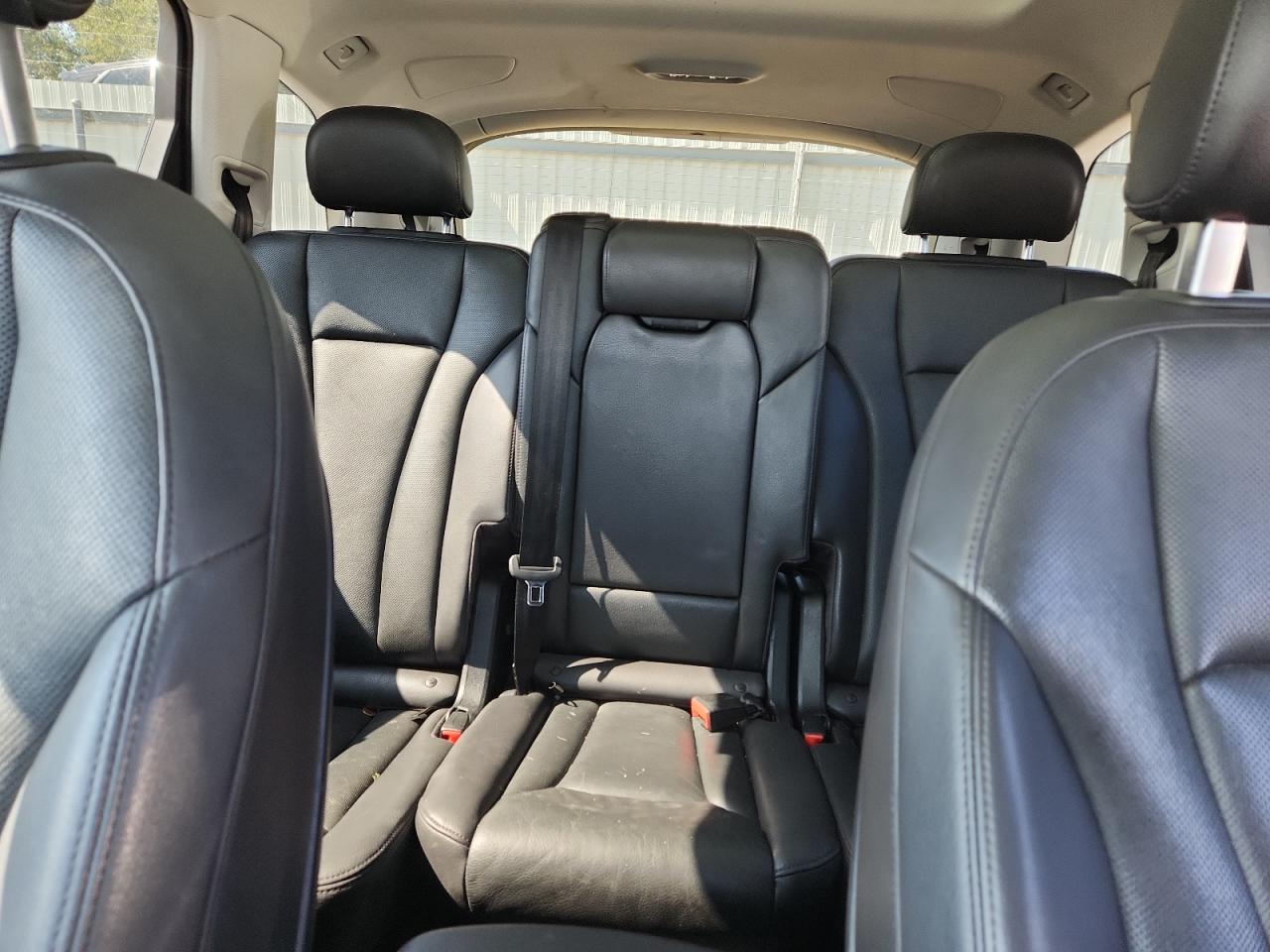 2017 Audi Q7 Prestige VIN: WA1VAAF72HD023954 Lot: 81892915