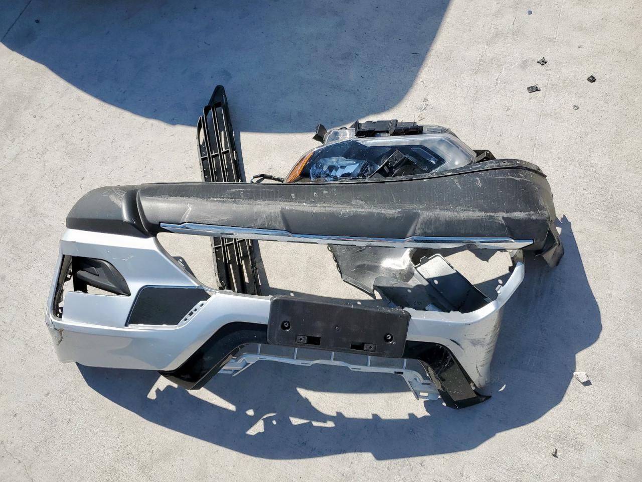 2019 Nissan Rogue S VIN: KNMAT2MT0KP557268 Lot: 82264825