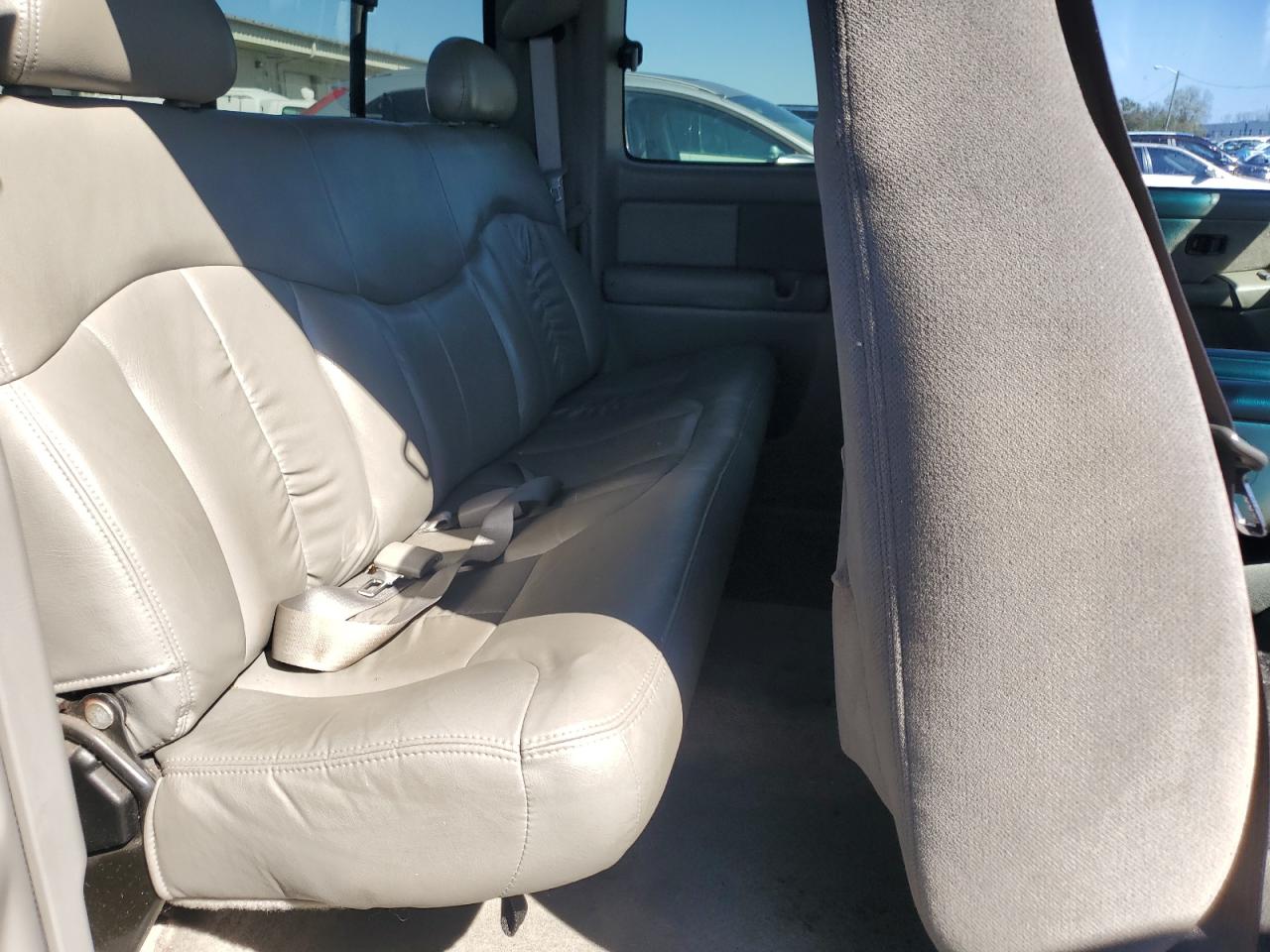 1999 Chevrolet Silverado C1500 VIN: 1GCEC19T3XZ13709 Lot: 84949485