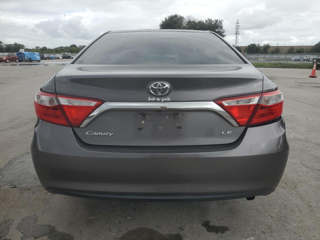2016 Toyota Camry Le VIN: 4T1BF1FK3GU568232 Lot: 85549255