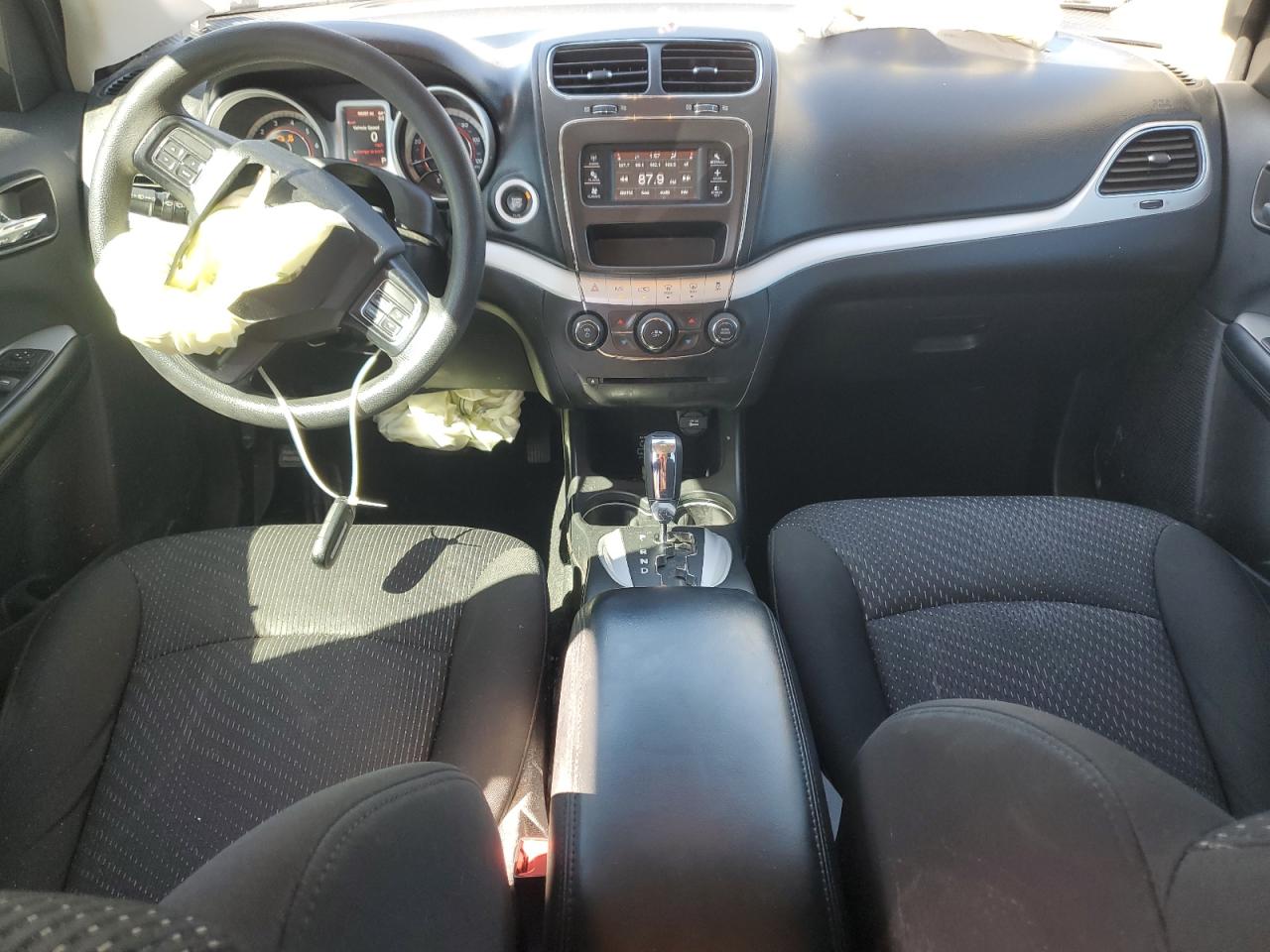 2019 Dodge Journey Se VIN: 3C4PDCBB3KT845563 Lot: 82693295