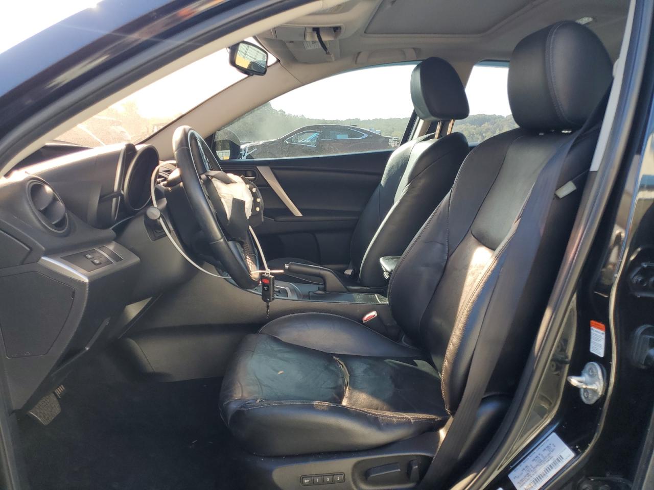 2010 Mazda 3 S VIN: JM1BL1H53A1132641 Lot: 81963295