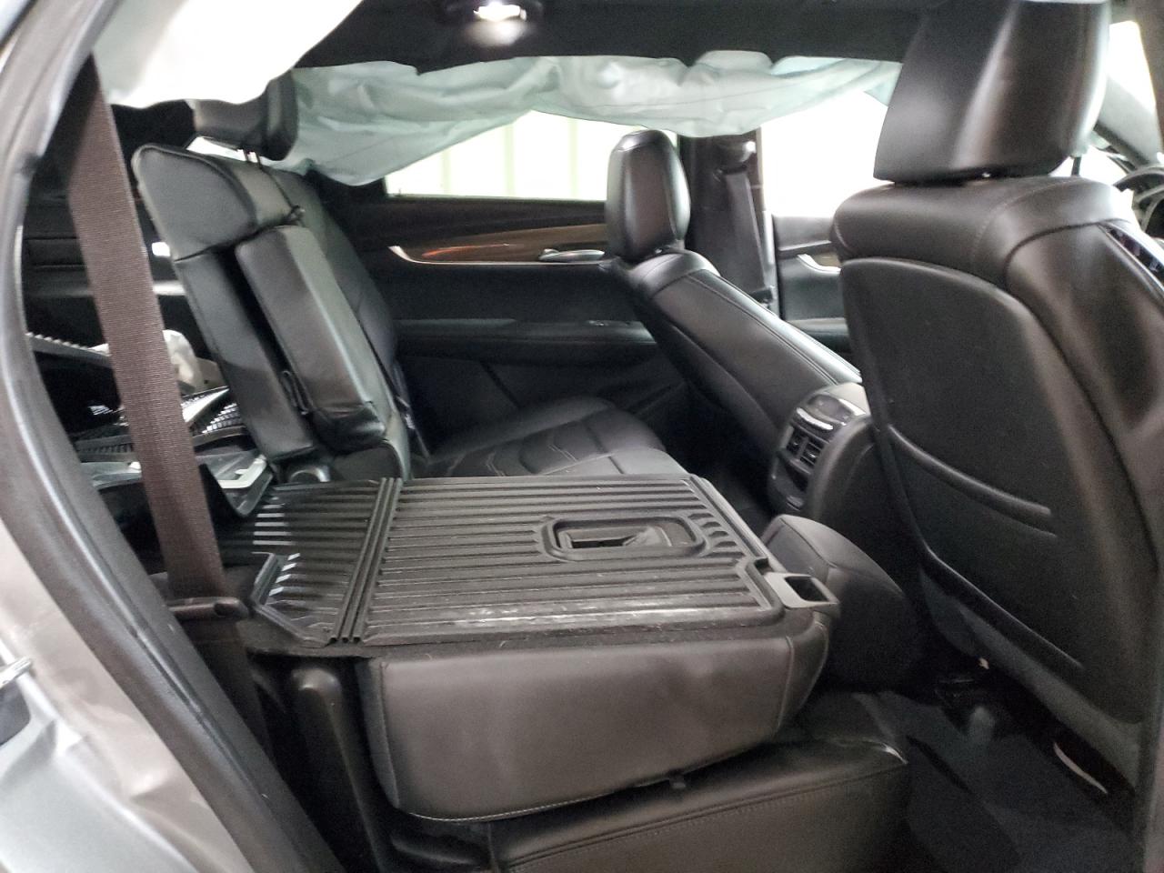 2024 Cadillac Xt5 Platinum Premium Luxury VIN: 1GYKNFRS9RZ706551 Lot: 82440345