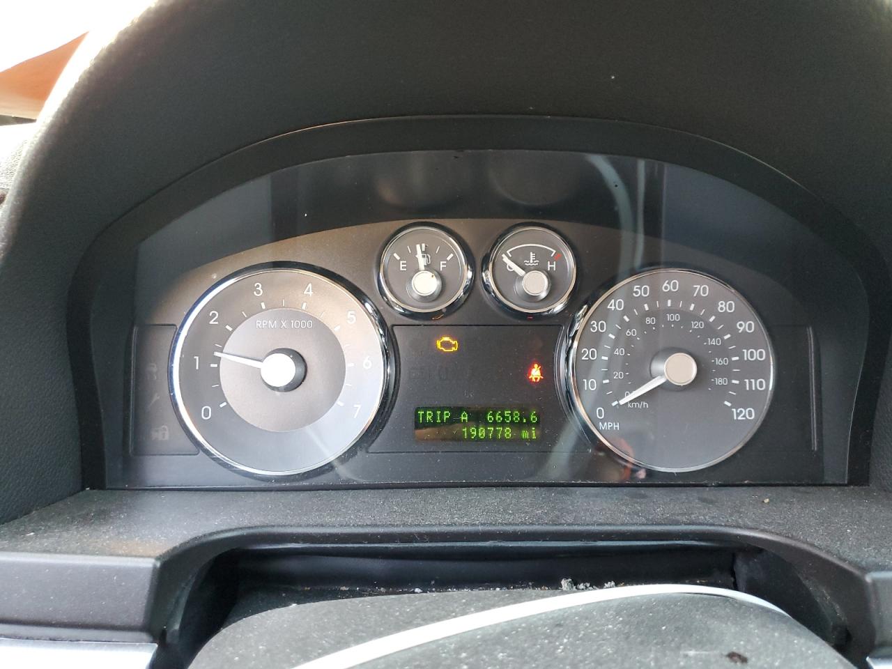 2006 Mercury Milan VIN: 3MEFM07156R604647 Lot: 87313555