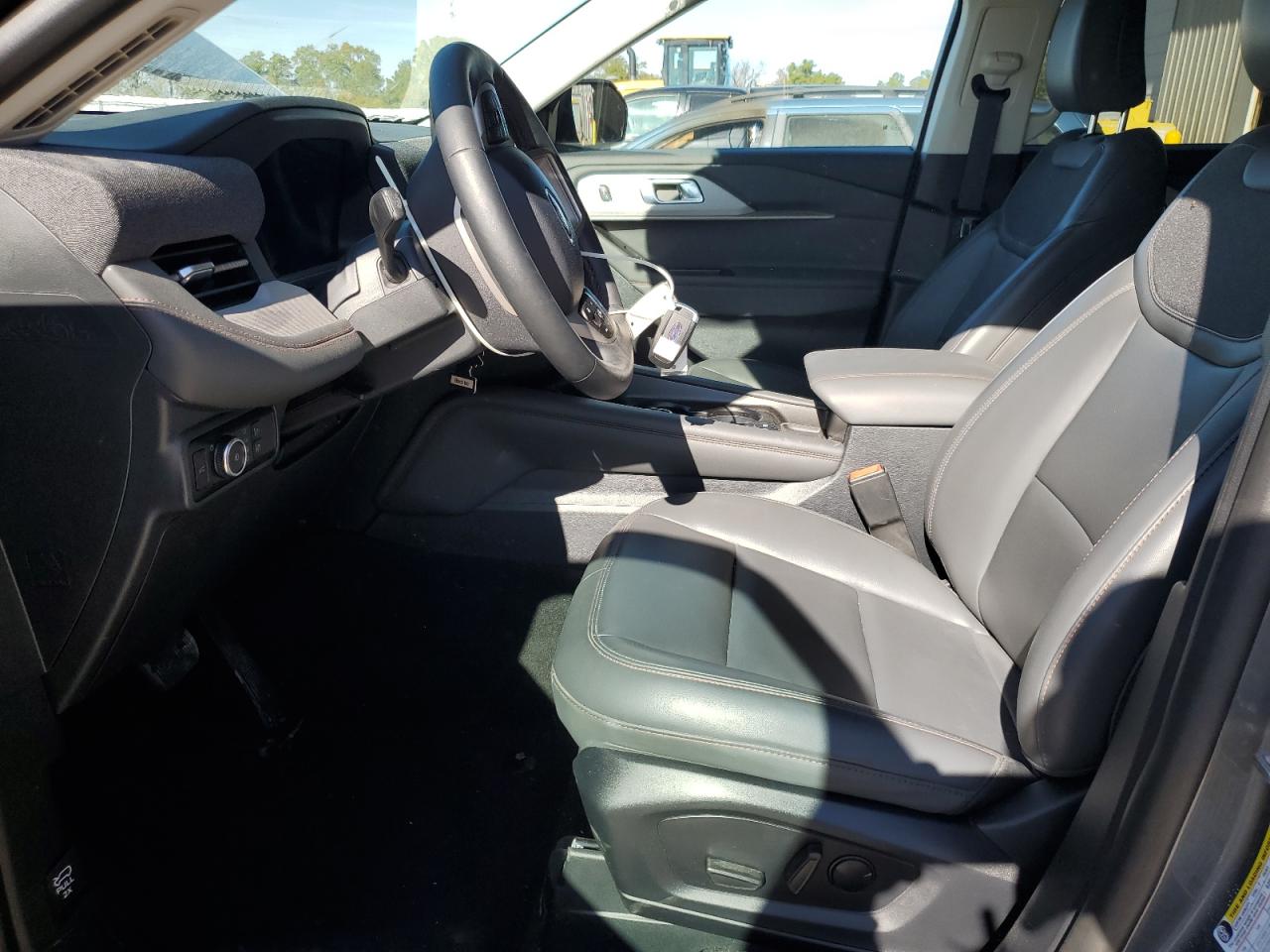 2025 Ford Explorer Active VIN: 1FMUK8DH7SGC66471 Lot: 90870245