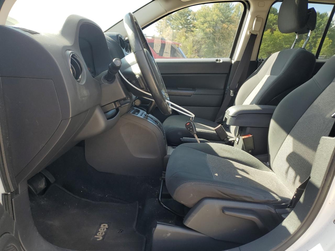 2011 Jeep Compass Sport VIN: 1J4NF1FB7BD193949 Lot: 84178675