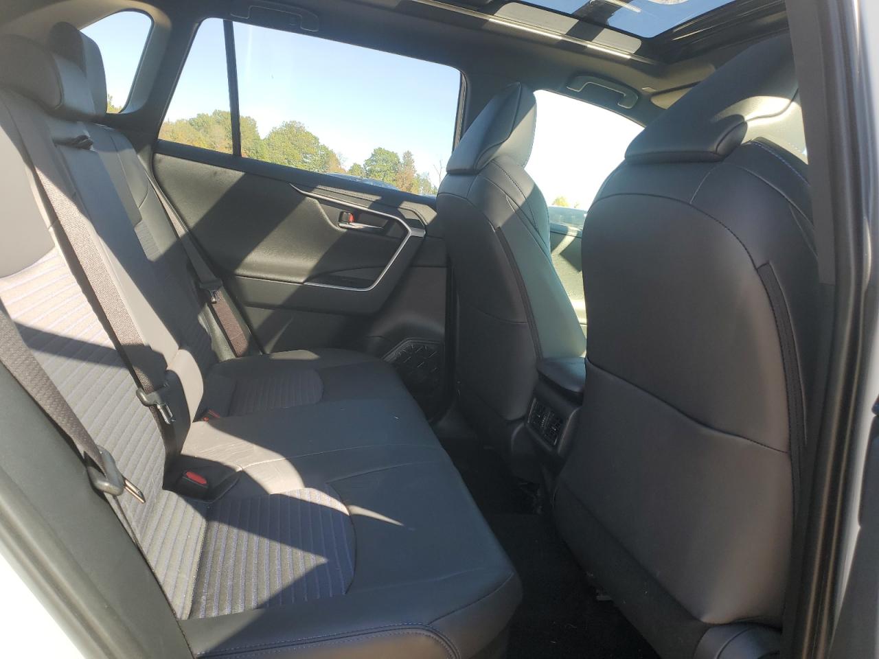 2025 Toyota Rav4 Xse VIN: JTME6RFV6SD580734 Lot: 82372675