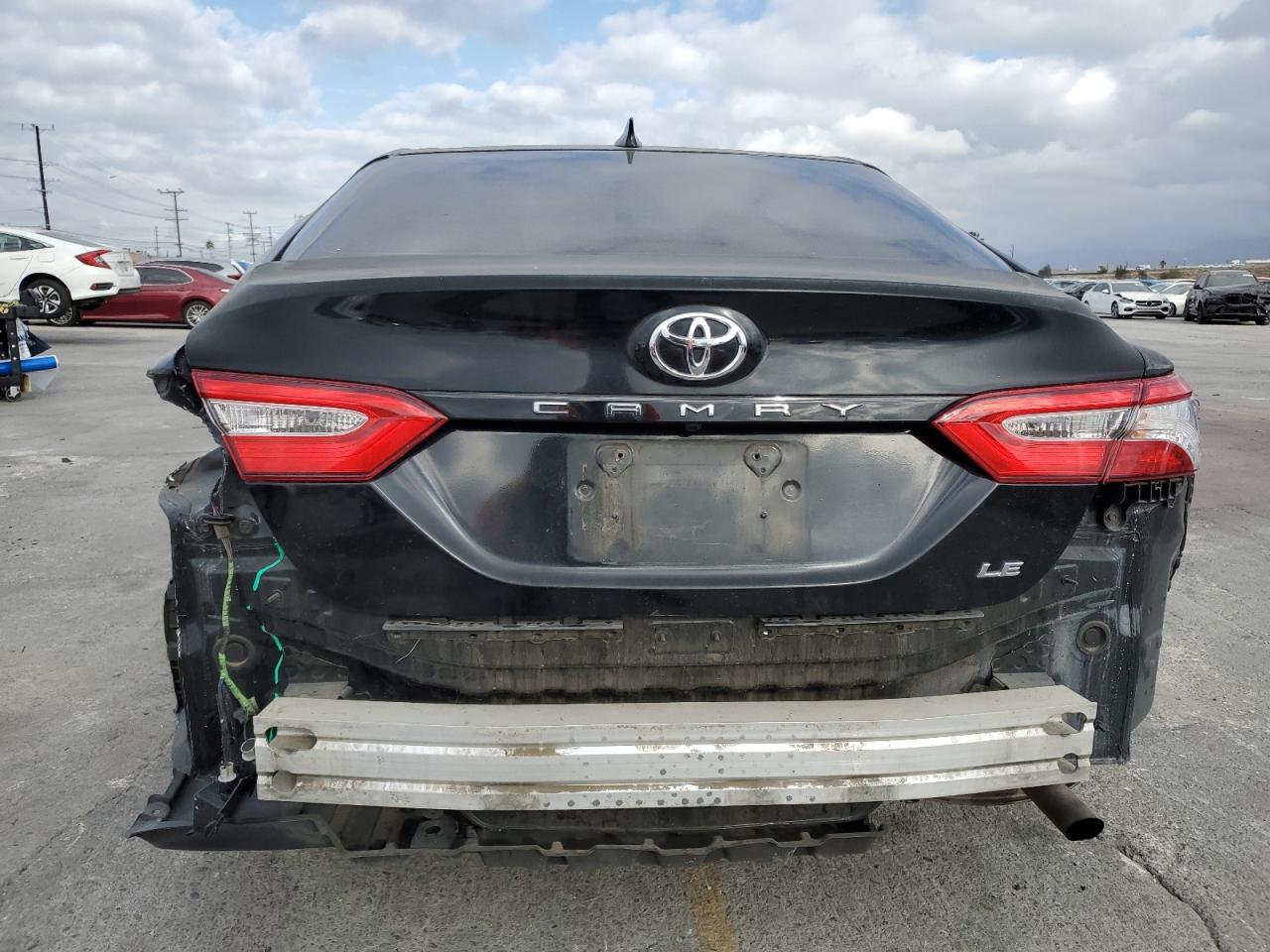 2019 Toyota Camry L VIN: 4T1B11HK6KU206724 Lot: 85738155