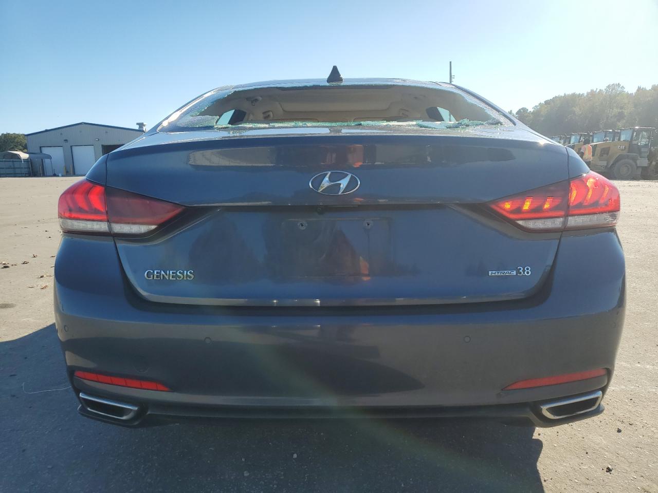 2016 Hyundai Genesis 3.8L VIN: KMHGN4JE9GU121366 Lot: 85368245